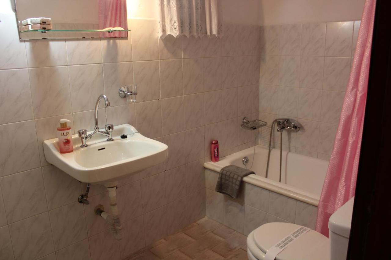 Aaron Apartments Férma Kültér fotó